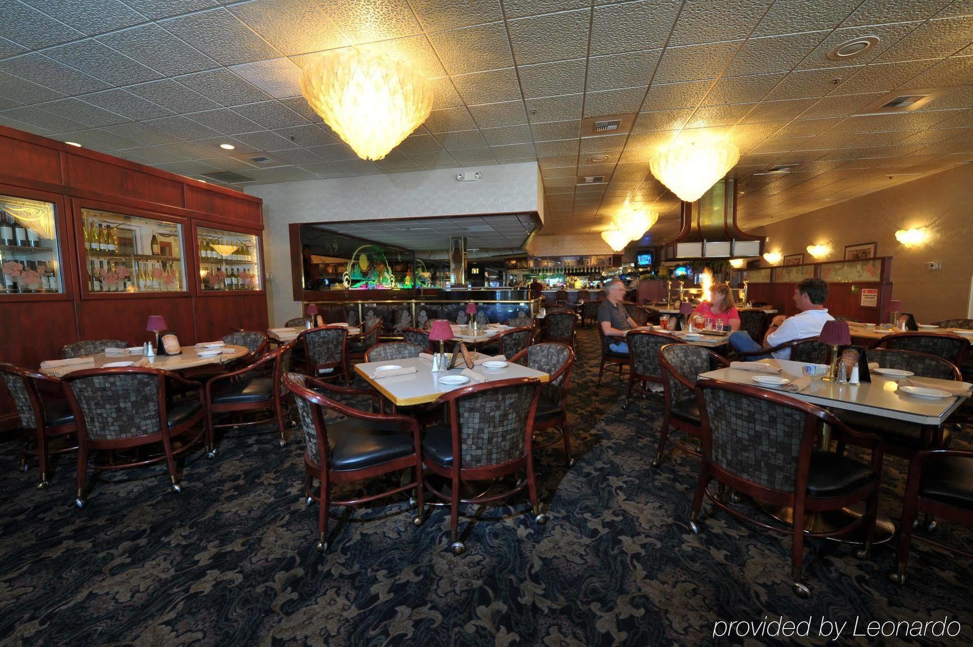 Shilo Inn Portland Airport Restaurant photo